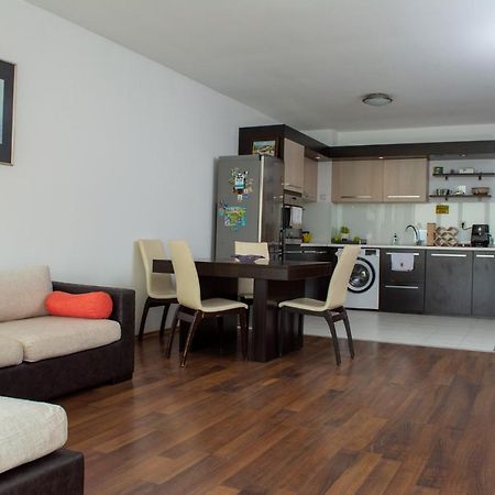 Central Apartment Mountain View Karlovo Exterior foto